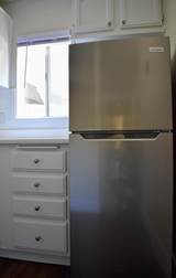 Studio apartment at 1750 EL Cerrito Place Apartments in Los Angeles